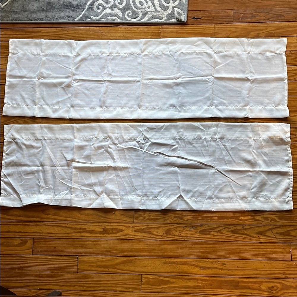 Mainstays Cream Valance -Set of 2